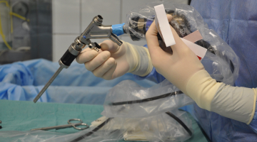 Neurochirurgická klinika FN Olomouc získala status centra vysoce specializované spondylochirurgické péče