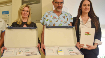 Miminka ve FN Olomouc pohlídá dvacet nových monitorů dechu. Dar Nadace Křižovatka