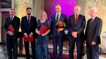 Profesor Jiří Gallo z Ortopedické kliniky a jeho tým získali cenu ministra zdravotnictví za výzkum a vývoj