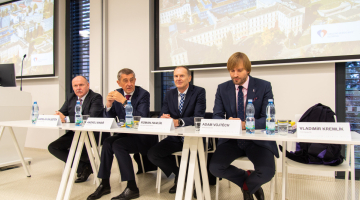 Premiér Babiš ve FN Olomouc: nový „Franc Josef“ bude stát v roce 2025