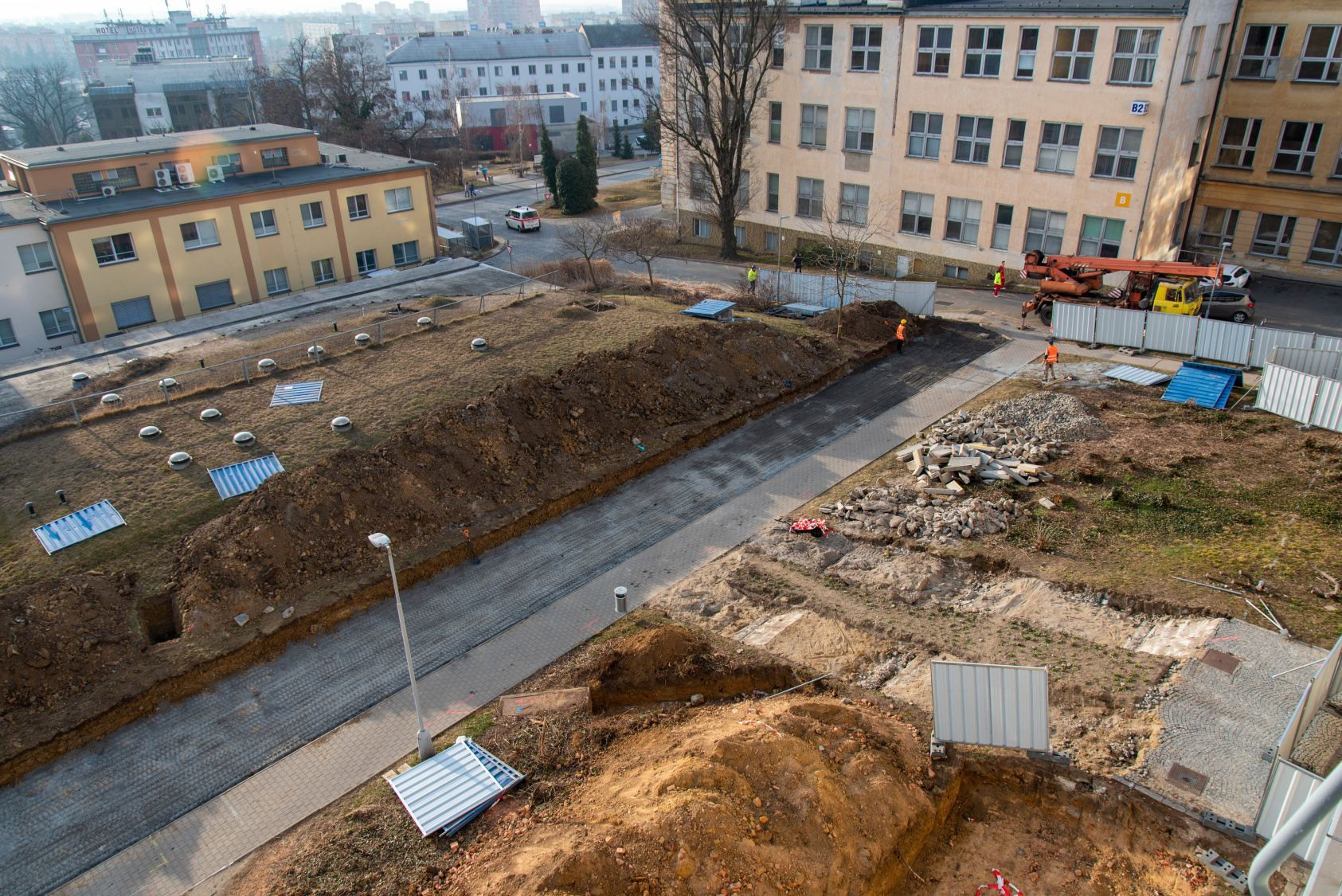 Výstavba budovy X2
