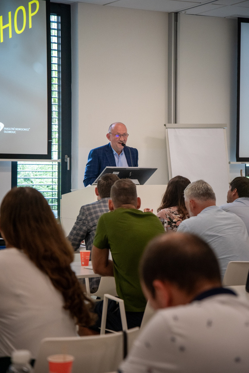 Samotné konferenci předcházely workshopy, pořádané v pondělí 18. září na půdě II. interní kliniky FN Olomouc.