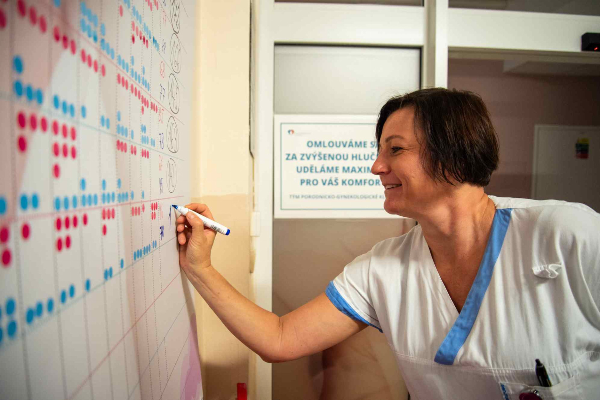 Staniční sestra porodních sálu Martina Andrésová.