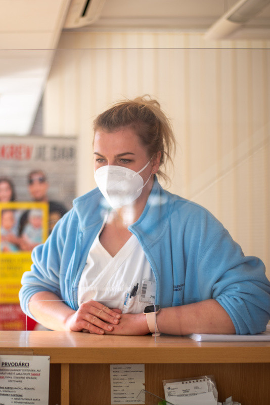 Sestry a lékaři Porodnicko-gynekologické kliniky darovali krev.