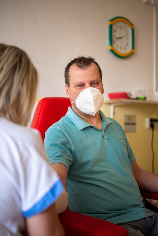 Sestry a lékaři Porodnicko-gynekologické kliniky darovali krev.